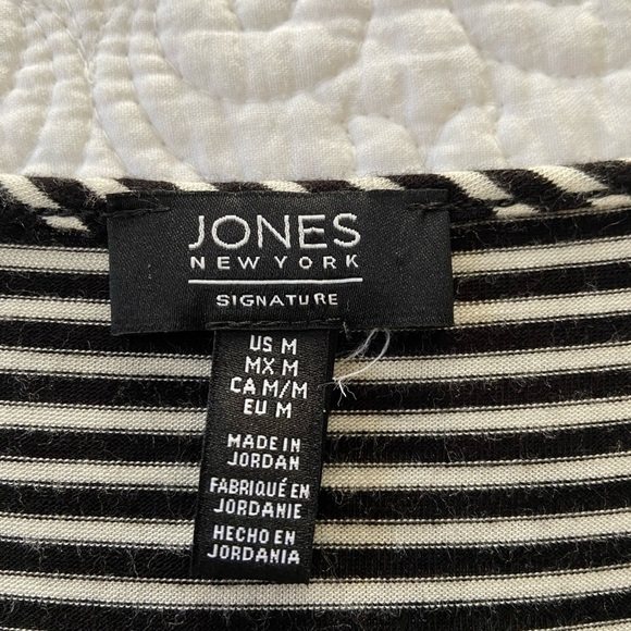 Jones New York Signature Black and White Striped Short Bell SleeveTop Size M - Picture 2 of 8